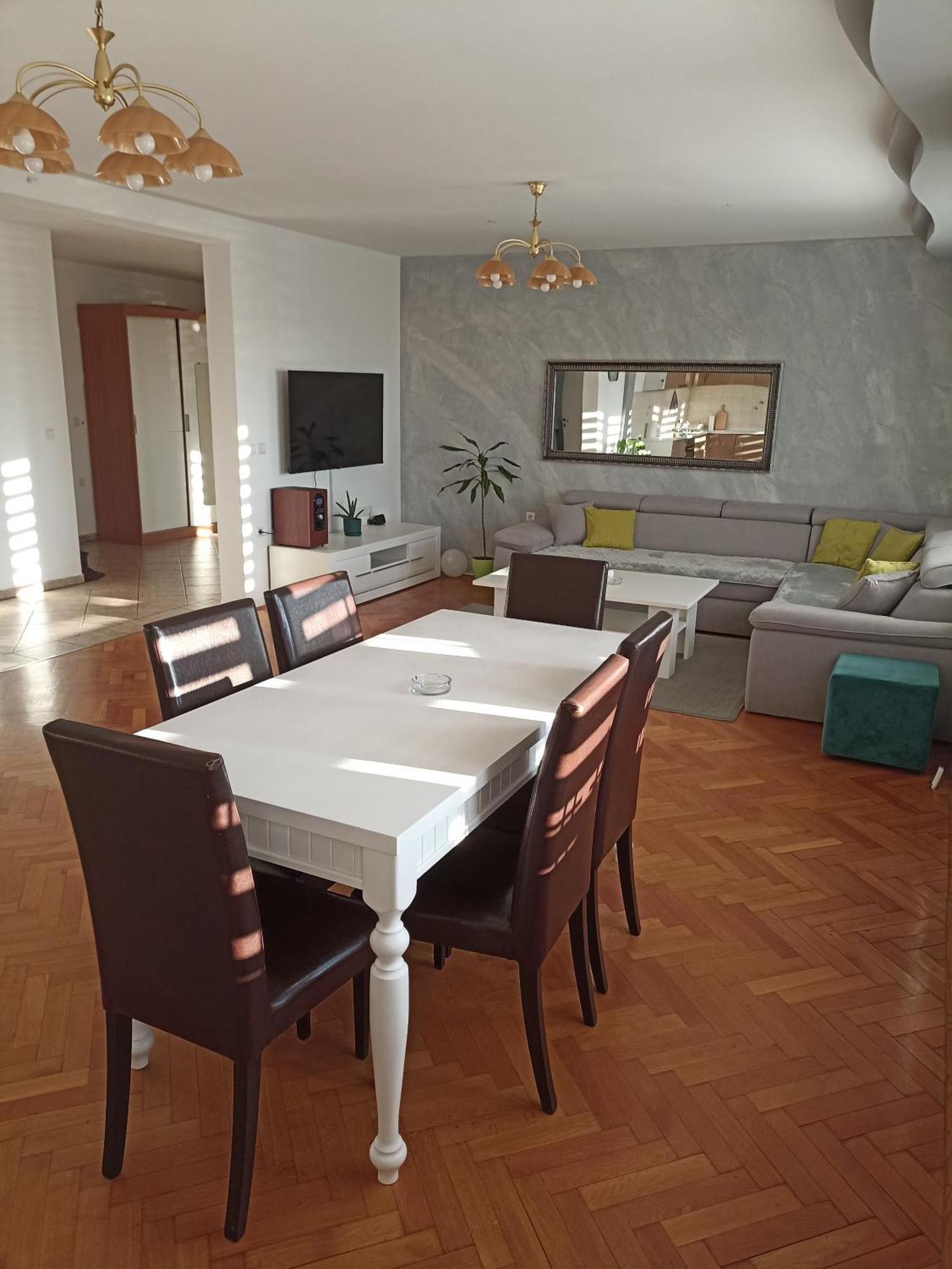 Royal Apartmani Bosanski Samac Kültér fotó