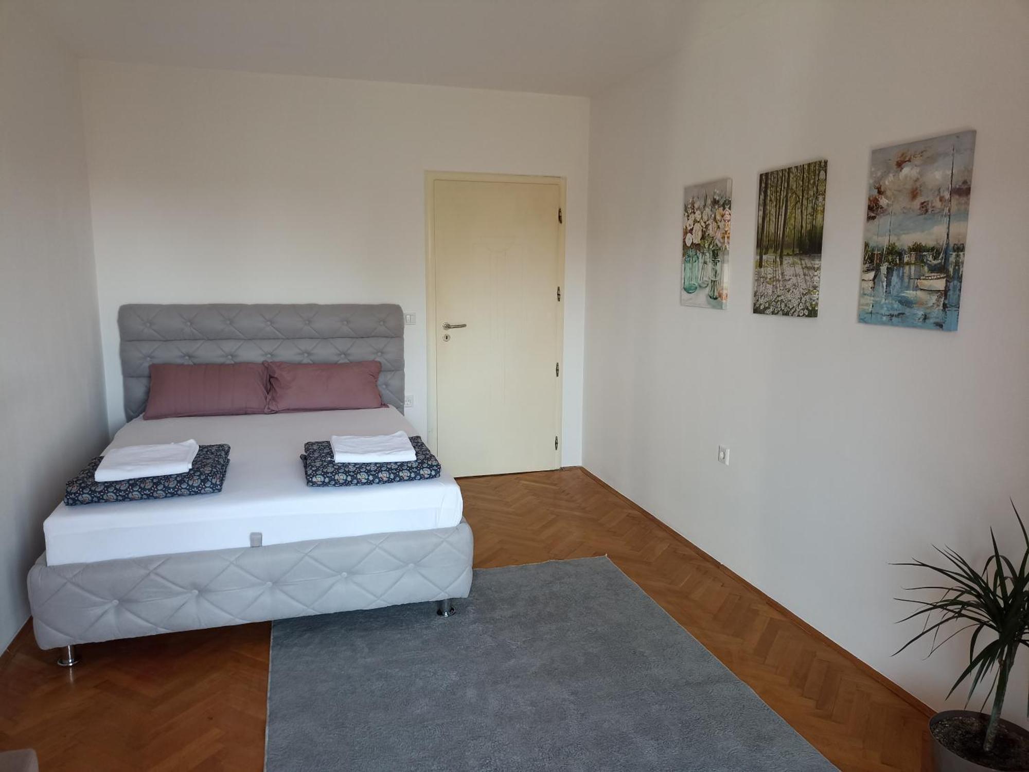 Royal Apartmani Bosanski Samac Kültér fotó